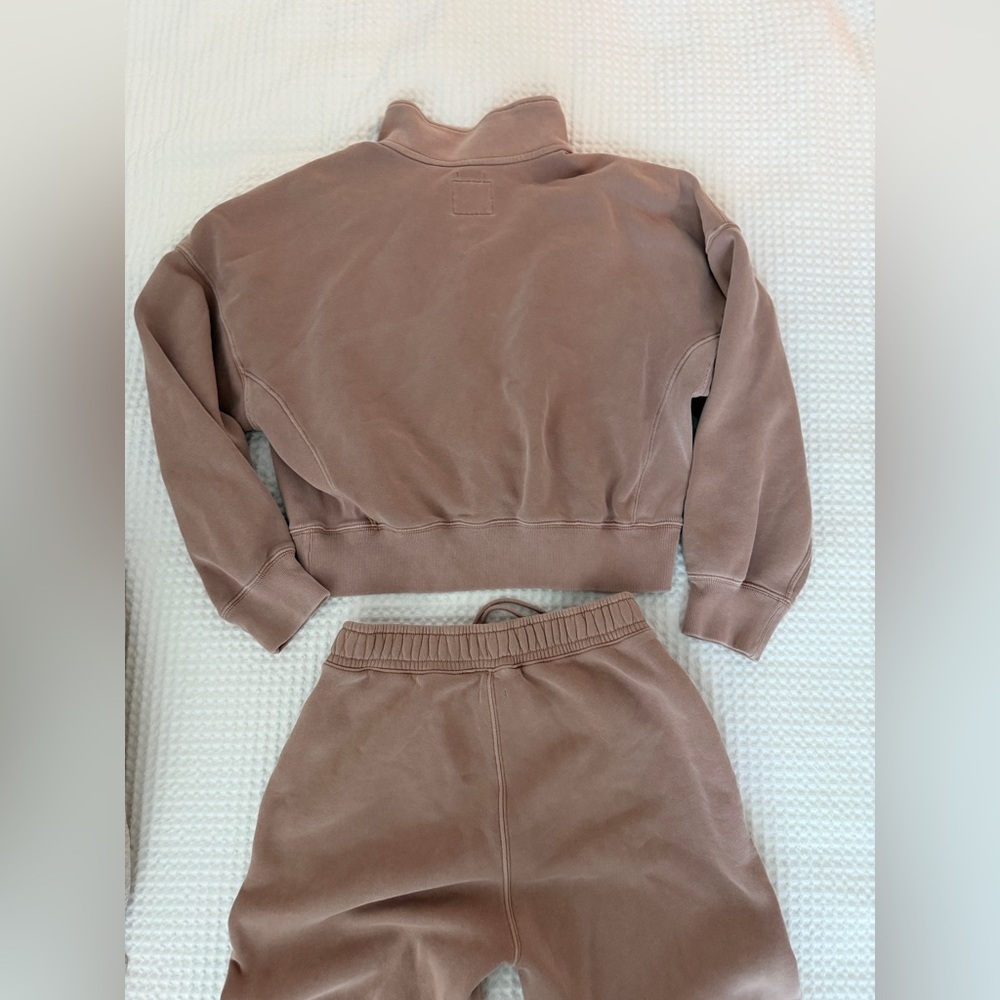 Abercrombie & Fitch Sunday Essentials Sweat set pants and jumper - Picture 6 of 8